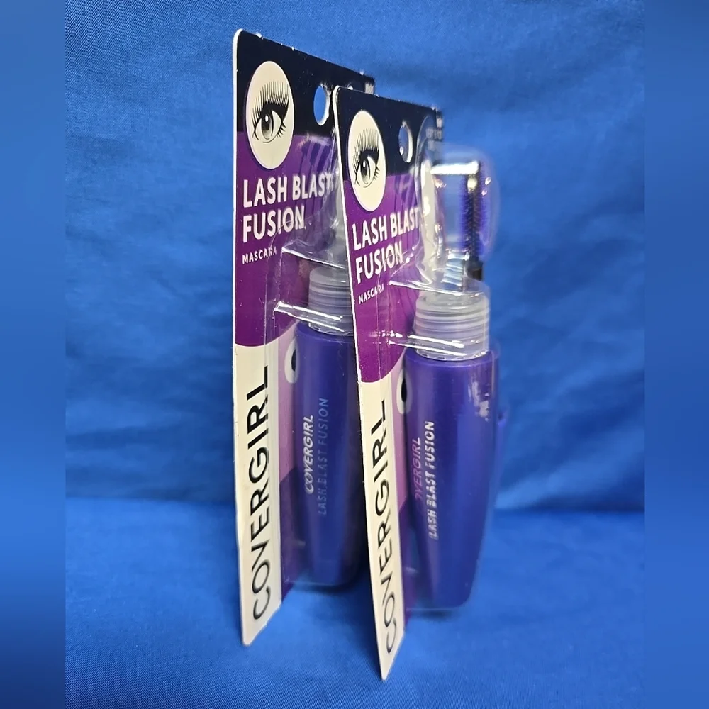 2pc Lot Covergirl #860 Very Black Lash Blast Fusion Mascara